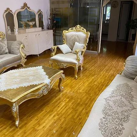 Golden Ξενοδοχείο 2*